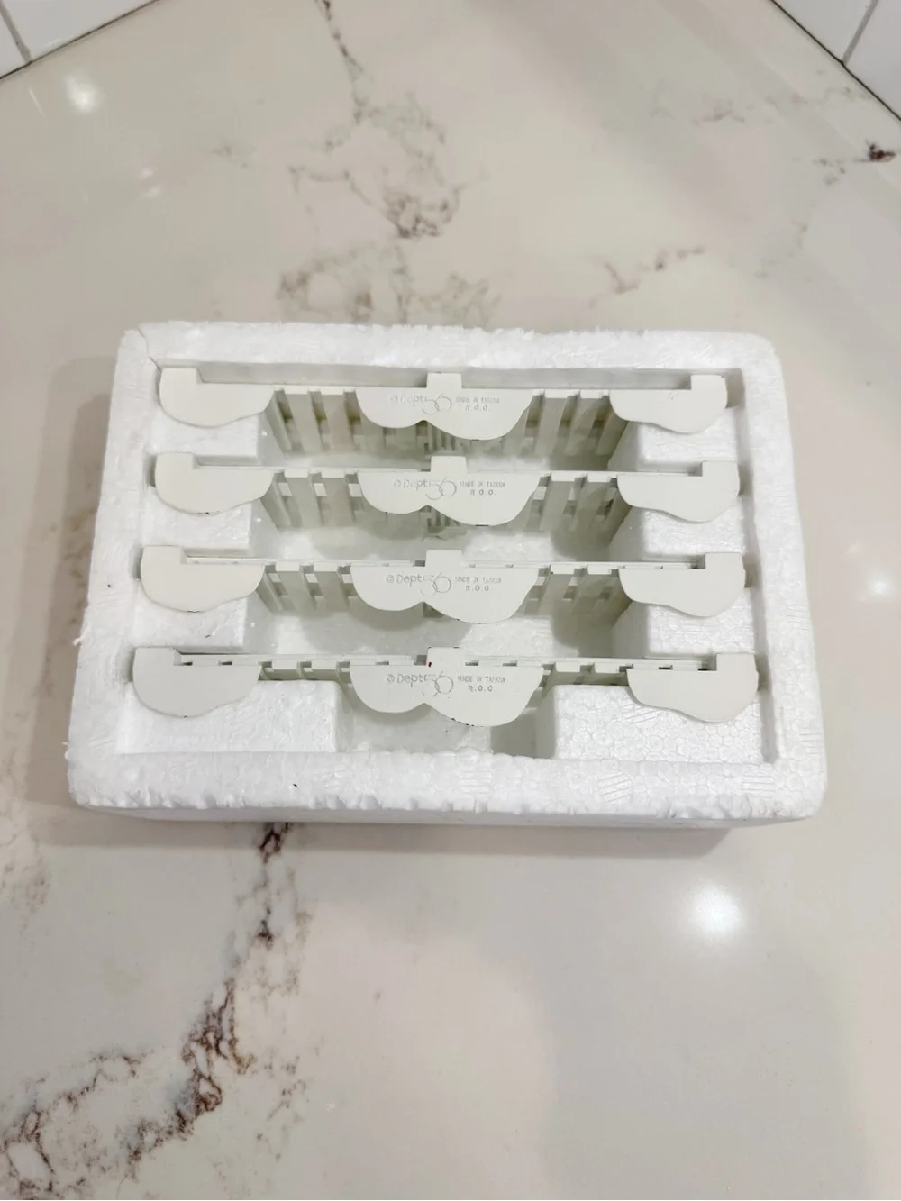 ❤️🎄❤️ Dept 56 | Village Picket Fence | 4 pieces | Enameled Cast Metal  ❤️🎄❤️